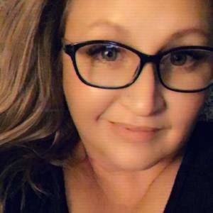 Meet your Posher, Carrie